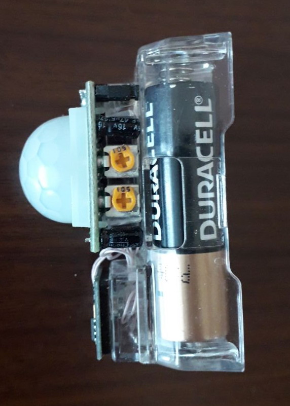 Смаконт. ИК-датчик движения с питанием от батареек